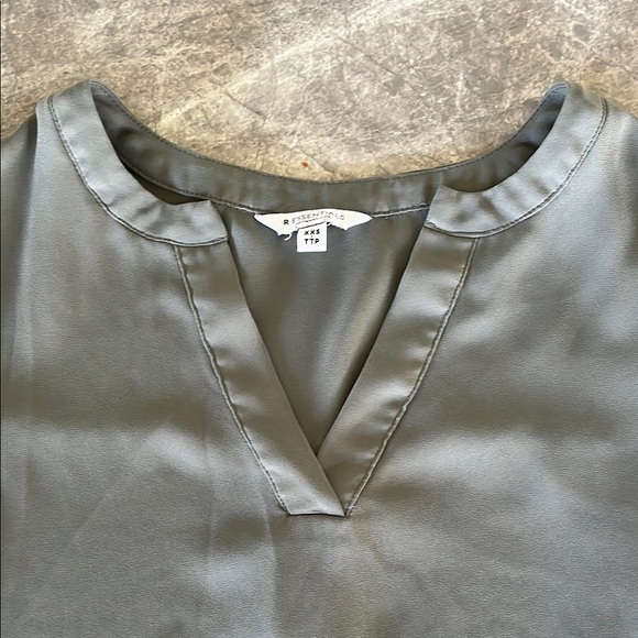 Women's Blouse Bundle Size XXS - Picture 11 of 12